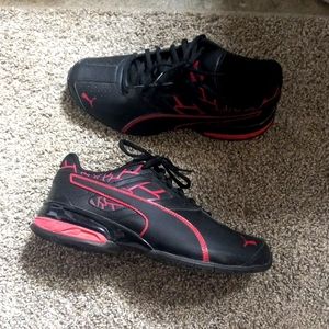 Puma Hot Pink and Black Women's running shoes 9.5